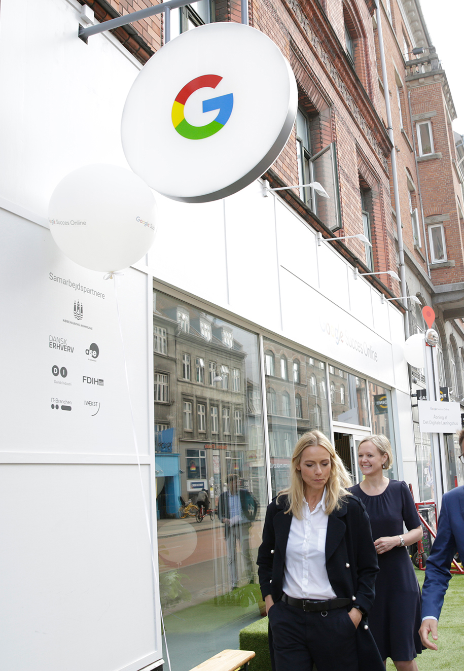 Det digitale læringshus billede med Google logo